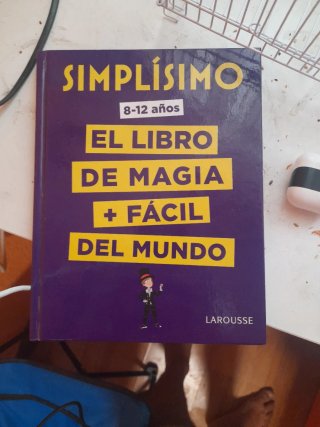 Simplísimo. El libro de magia más fácil del mundo