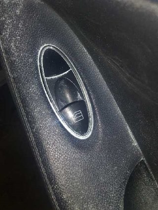 MANDO ELEVALUNAS DELANTERO DERECHO MERCEDES CLASE