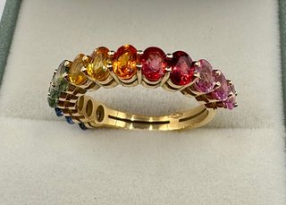 Anillo de oro 18 kt zafiros de colores