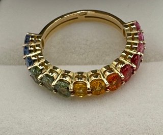 Anillo de oro 18 kt zafiros de colores