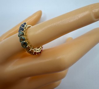 Anillo de oro 18 kt zafiros de colores