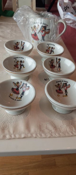 Vajilla cerámica recuerdo Galicia