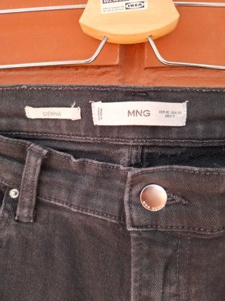 Pantalón Mango negro talla 42 modelo Sienna