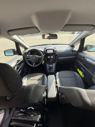 Opel Zafira 2009
