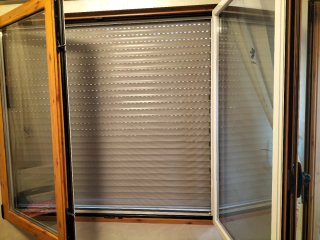 Ventana de aluminio madera bicolor altura 159;5