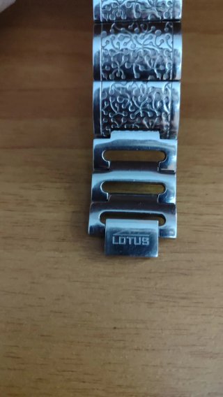 Orologio bracciale Lotus