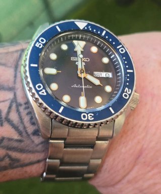 Reloj Seiko 5 Sports Azul