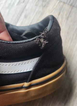 Zapatillas Vans Talla 43 Negra y Marrón