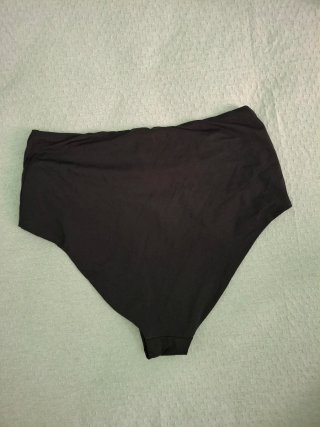 Slip bikini vita alta Tezenis, nero, taglia S.