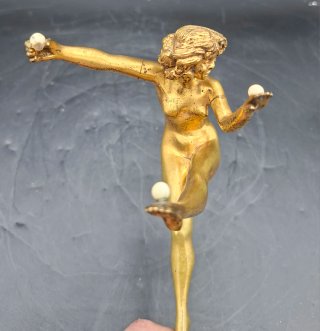 Figura Art Decó Bailarina Malabarista Firmada