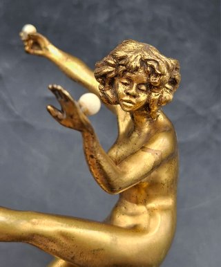 Figura Art Decó Bailarina Malabarista Firmada