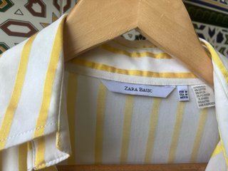 Camisa Zara Rayas Blancas y Amarillas Talla M
