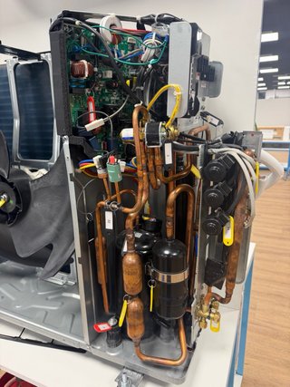 Electricidad ,aire acondicionado