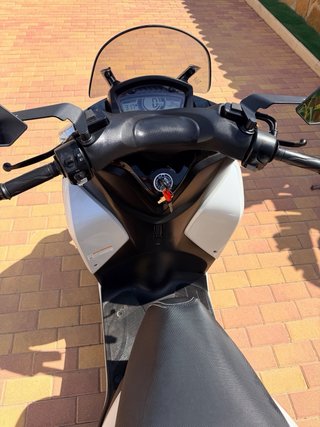 Yamaha Tricity 125 Scooter solo 5800 km