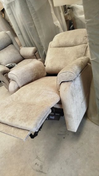 Sillón reclinable beige tela