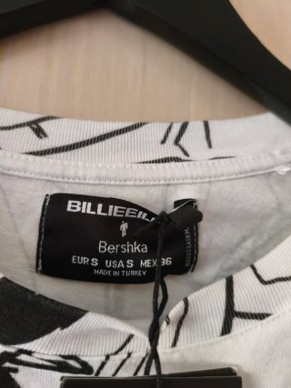 Camiseta Bershka x Billie Eilish Manga larga S