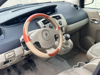 Renault Grand Scenic 5 plazas 2007 etiquetaB 130cv