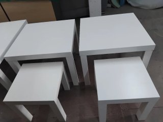 Conjunto mesas, 2 taburetes y aparador