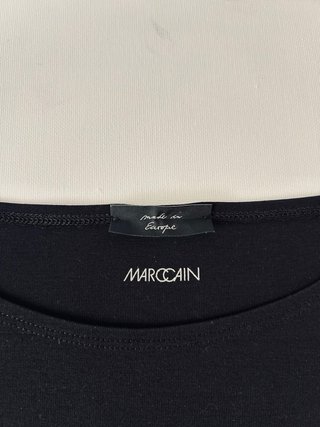 Camiseta Marc Cain Negra Estilo Old Money
