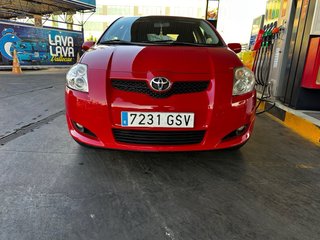 Toyota Auris 2010
