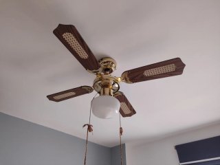 Ventilador de techo con luz madera y dorado