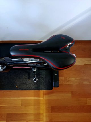 Bicicleta Spinning BH Fitness SB2