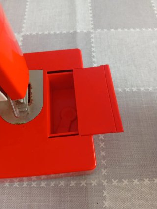 Máquina de coser eléctrica JOAL Piccola vintage