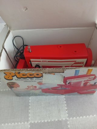 Máquina de coser eléctrica JOAL Piccola vintage