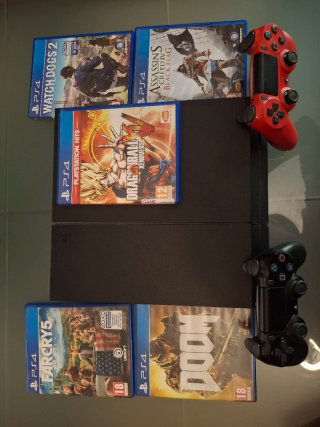 Consola PS4 + 5 Juegos + 2 Mandos