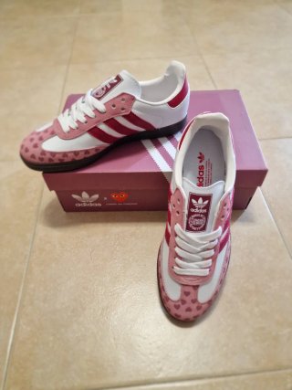 Zapatillas Adidas Samba OG Corazón Rosa Blanco