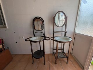 Lote Muebles y Lavabos Antiguos