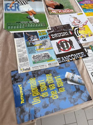 Lotto Riviste, Poster e Calendario Vintage Juventu