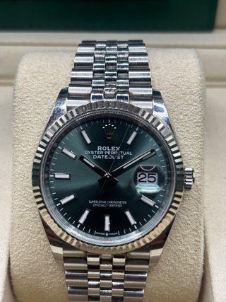 ROLEX DATE JUST 36MM GREEN MINT 126234 AÑO 2024