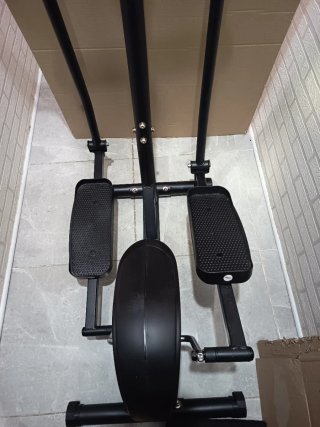 Bicicleta elíptica negra