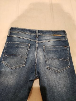 Pantalón vaquero hombre Tommy Hilfiger T14
