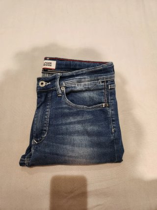 Pantalón vaquero hombre Tommy Hilfiger T14