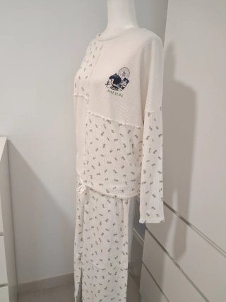 Pijama Woman Secret Blanco Estampado, como nuevo