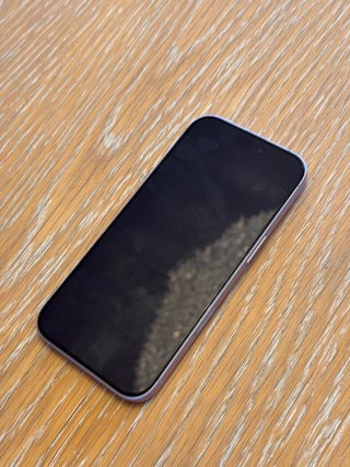 iPhone 17 Morado