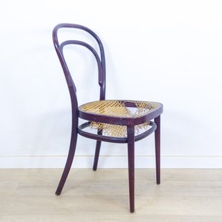 Silla Thonet madera ratán