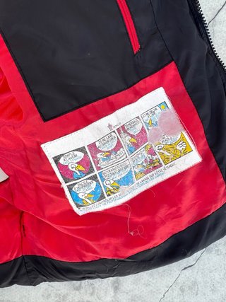 Chaqueta Moncler Negra y Roja