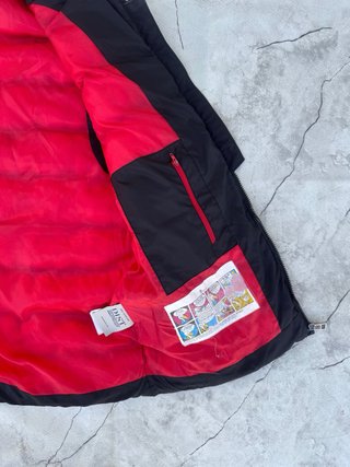 Chaqueta Moncler Negra y Roja