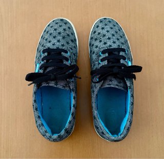 Zapatillas Vans Estrellas Grises y Azules