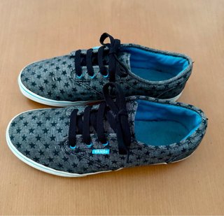 Zapatillas Vans Estrellas Grises y Azules