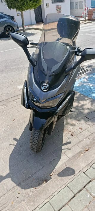 Maxi Scooter Daelim XQ2 300cc