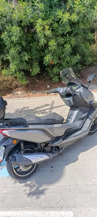 Maxi Scooter Daelim XQ2 300cc