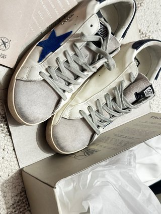 Golden Goose Sneakers Azul y Blanco