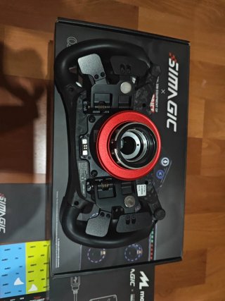 Simagic GT Neo + Maglink