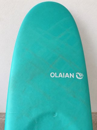 Tabla surf OLAIAN 7'5 con quillas y leash
