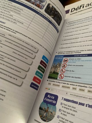 Libros francés défi actuel 3 con licencia EOI B1