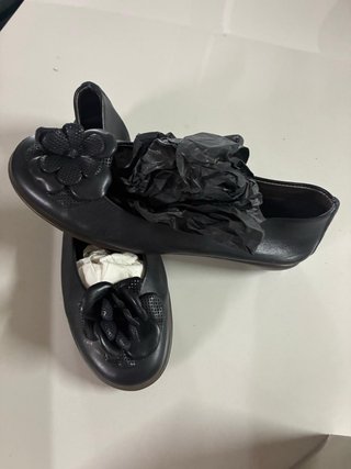 Bailarinas Negras con Flor